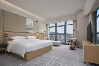 Four Points by Sheraton Huaxi, Guiyang - 5-Star