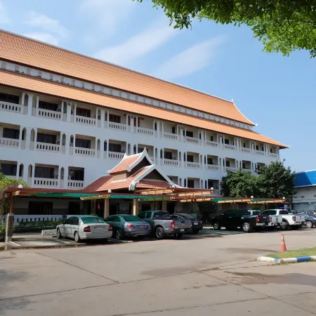 AmornSukhothai Hotel
