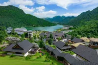 Shaoguan Ruyuan Lanshanyuan LN Dongfang Hot Spring Hotel Hotels near Nanling National Forest Park