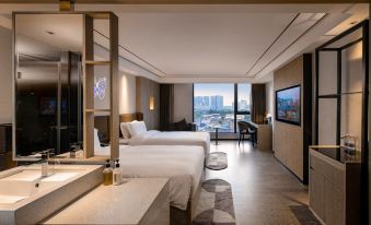 Paco Hotel (North Square Branch of Maoming HSR Station)