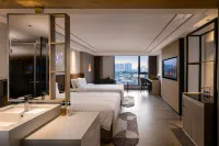 Paco Hotel (North Square Branch of Maoming HSR Station)