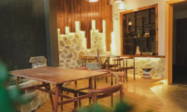 廣南九垓上民宿