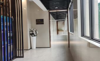 Aigan Homestay (Chengdu Zhonghai Yuhu Shijia)