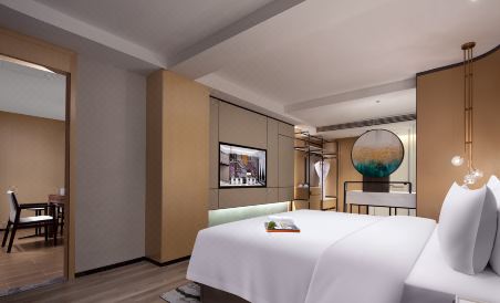 Huarui International Hotel - Housity