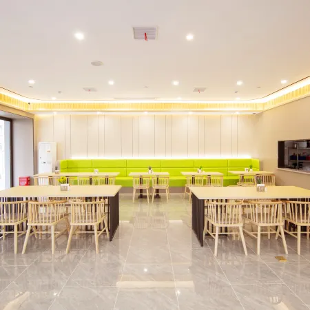 Rujia China Inn Zhilv Hotel (Anqing Yingjiang Temple Renmin Road Pedestrian Street)