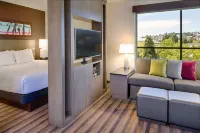 Hyatt House Seattle Downtown Hotels near Chihuly Garden and Glass