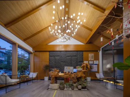 Chuxiong YunXi Art Haven Hotel Отели в г. Чусион