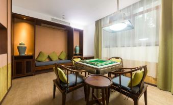 Tianyi Boutique Hotel (Baoting Qixian Square)