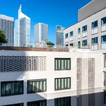 Staycity Aparthotels Paris la Defense Hotels near Jardin du square des Corolles