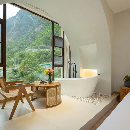 Beautiful Scenery Hotel