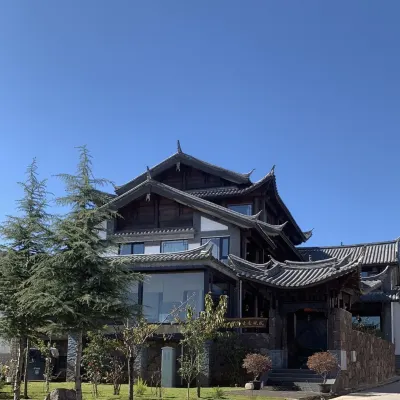 Luna Hotel & B&B, Yulong Wenbi Mountain Scenic Area, Lijiang Hotels near Vajravarhi Holy Cave, Wenbi Mountain Scenic Area