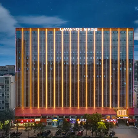 Lavande Hotel (Zhuozhou Baoding Dier Zhongxinyiyuan)