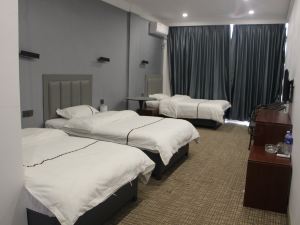 Qingyuan Hongshan Business Hotel