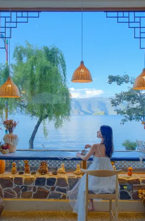 Lake Water Skyline Loft Lake View Resort