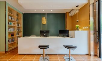 Jijia Select Hotel (Shenyang University of Technology)