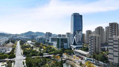 HUALUXE Hotels and Resorts QINGDAO LICANG