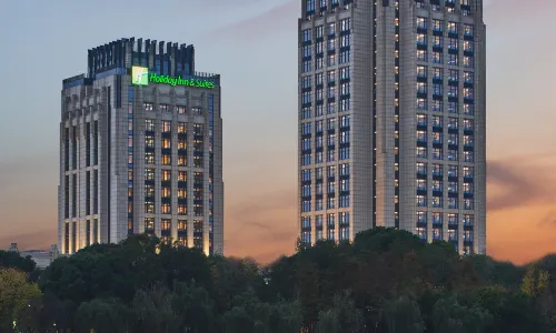 HUALUXE Kunshan Huaqiao by IHG