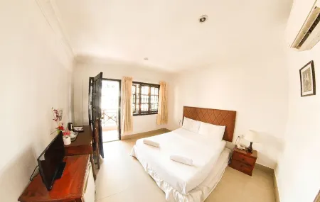 Riverside Hotel Phnom Penh