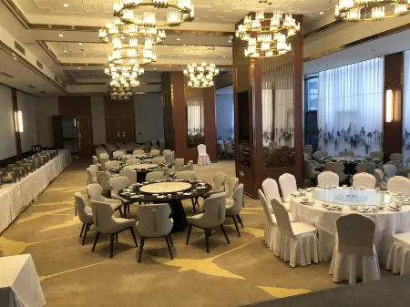 Wuyuan Party School Hotel Отели в г. Сиюань