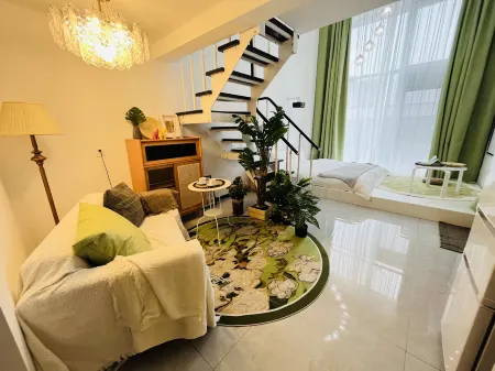 18 Yi B&B (Shenyang Middle Street Joy City E Rubik's Cube) Отели рядом с достопримечательностью «Chang'an Temple»