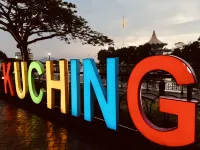 Kuching City Center Riverbank Suites With Marvelous River View Hotel di Kuching Division