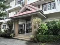 Chat Residence Hotel