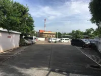 Tanzeno Hotel - parking