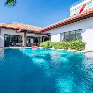 Majestic 3BDR pool villa Mayfair