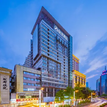 Xuli Hotel (Chengdu Chunxi Road Taikoo Li Branch) Hotel dekat Jalan Chunxi