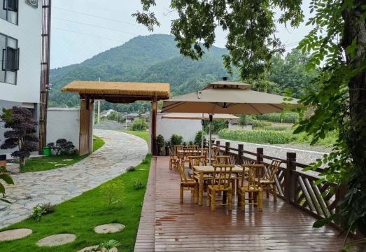 쌍즈 유젠 · 우야토우 홈스테이 썸네일