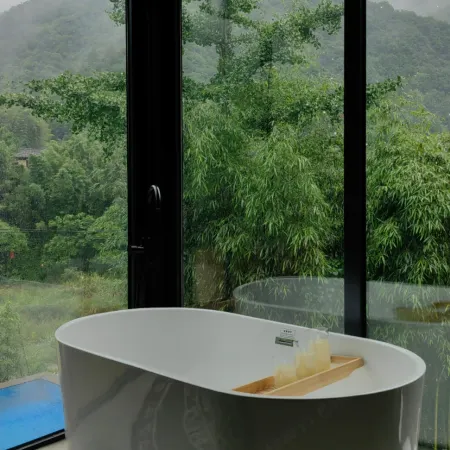 Cloud Nine Inn Tonglu
