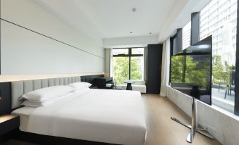 E·HOTEL  (Nanjing South Railway Station)
