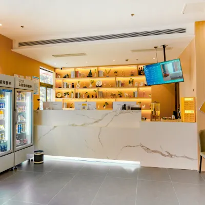 Clean Kailini Hotel (Xiangshan Binhai Commercial Street) Hotels near Dongdan Fashion Sports Beach