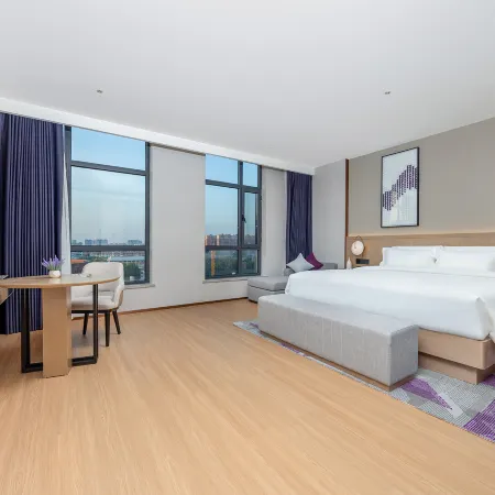 Lavande Hotel (Shuo-Huang Railway Suning North Station)