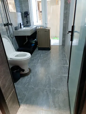 Yibin Rujia Yu Homestay (Bangtai International Community) Отели рядом с достопримечательностью «Yibin College Lingang Campus (Phase 1)»