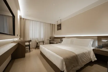 Walling Hotel ( Hongyadong, Jialingjiang Road) Отели рядом с достопримечательностью «Hong'en Temple Forest Park»