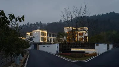 Jingdezhen Baolaixi Resort Hotel (Sanbao International Ceramic Art Village Store) Hotels in 