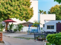 Weizhou Island Lanting Seaview Garden Inn (Dishui Danping Beach Branch) Hotels near Dishui Danping