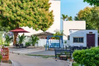 Weizhou Island Lanting Seaview Garden Inn (Dishui Danping Beach Branch) Hotel in zona Weizhou Tower