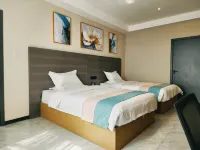 Gongliu Yuebo Express Hotel