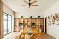 Cloud Retreat Hotel Hotels in East Ujimqin Banner