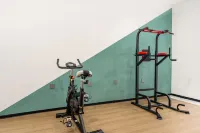 Yayue Hotel (Gaoxin Management Committee Store near Fuzhou High-speed Railway Station)