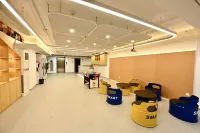 SMART Hotel (Xujiahui Shanghai Stadium) - 2-Star