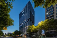 Hangzhou Yifeng Hotel (Grand Canal Hanggang Park Wujiajiao Port Subway Station) - 마운틴 뷰