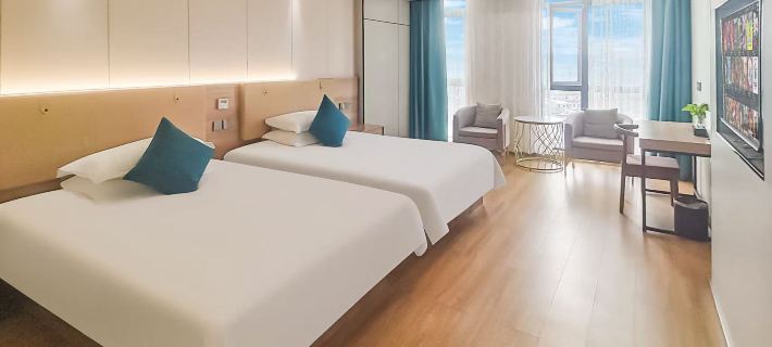 Guanghui Hotel (Rida Plaza) Hotels in Daishan