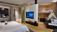 1869大熊貓親子酒店 - New