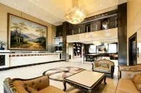 Altay Fuyun Xinlü Songguo Hotel