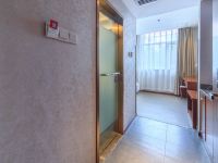 和颐酒店(北京团结湖地铁站店) - 和颐双床房