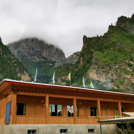 Diebu Haokelai Farm Stay (Zaganaa Scenic Area)