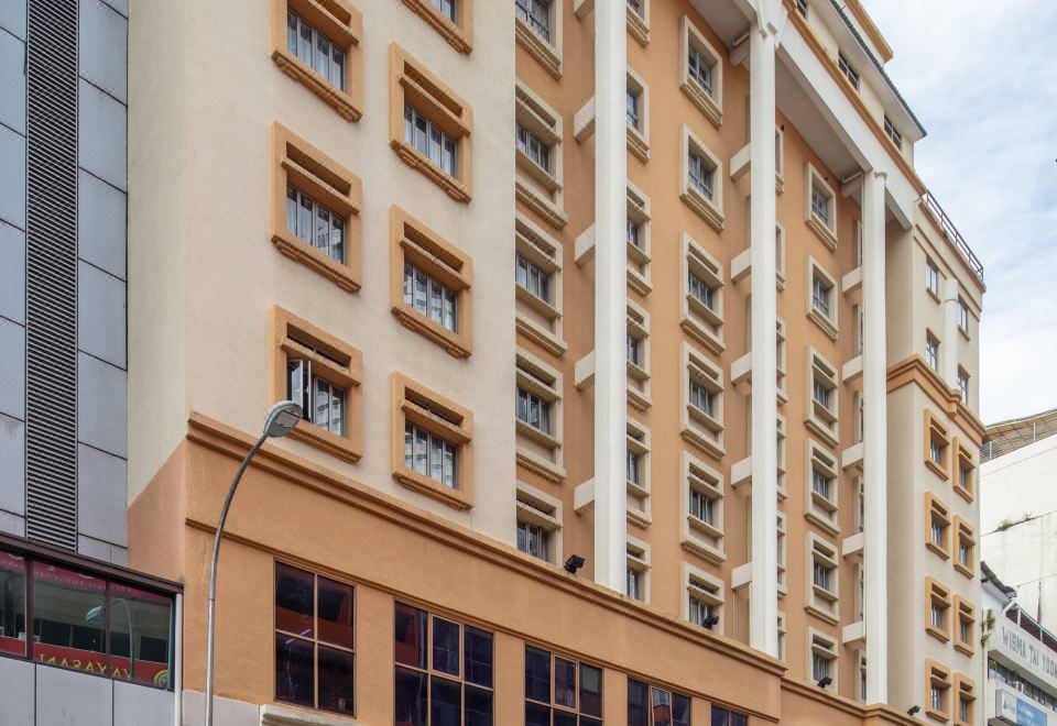 호텔 로비 및 시설